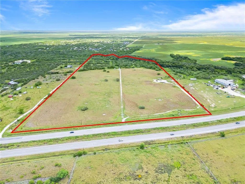 40.67 Acres of Land for Sale in Robstown, TX - Robstown, Texas, 78380