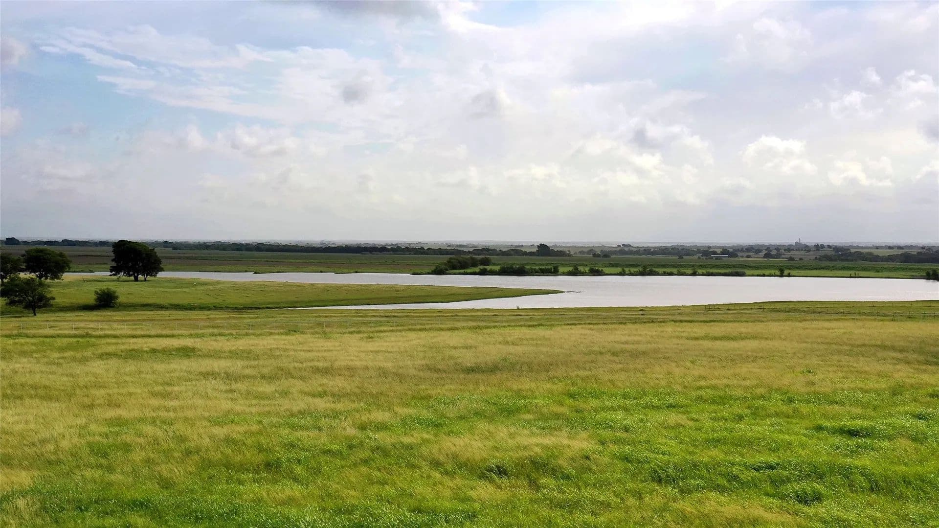 208.75 Acres of Land for Sale in Hillsboro, TX - Hillsboro, Texas, 76645