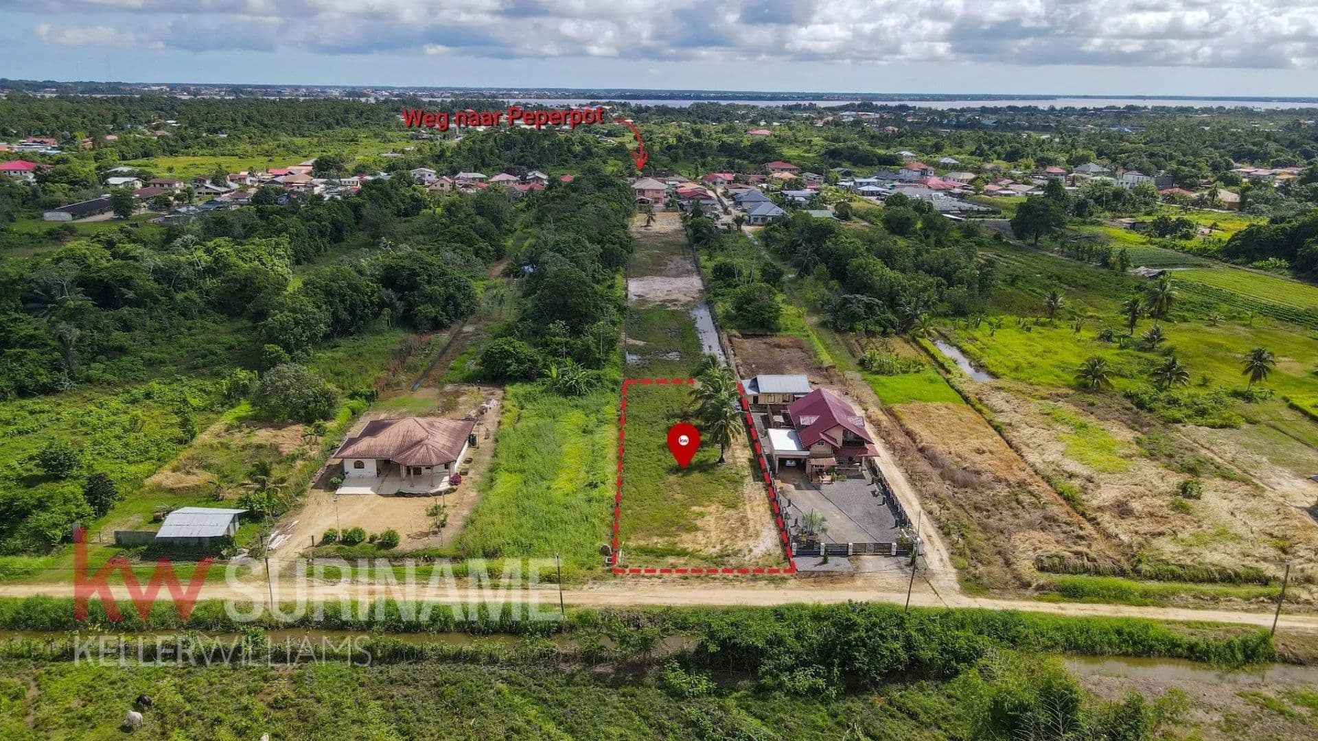 1454 Acres of Land for Sale in Commewijne - land for sale
