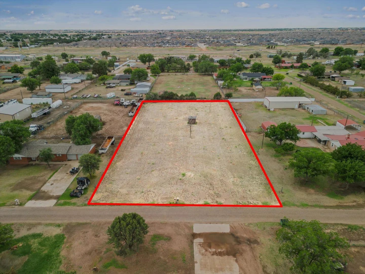 1.05 Acres of Land for Sale in Lubbock, Texas - Lubbock, Texas, 79423