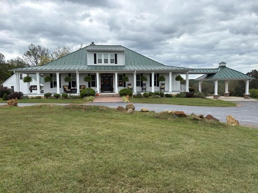 201 Acres of Land for Sale in Arvonia, Virginia - Arvonia, Virginia, 23004