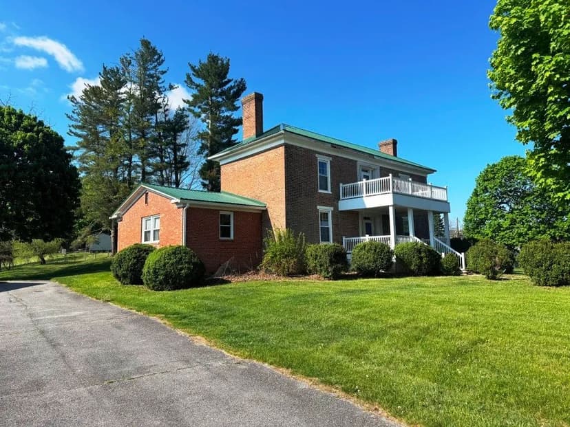 6-Acre Historic Greek Revival Farmhouse in Virginia for Sale