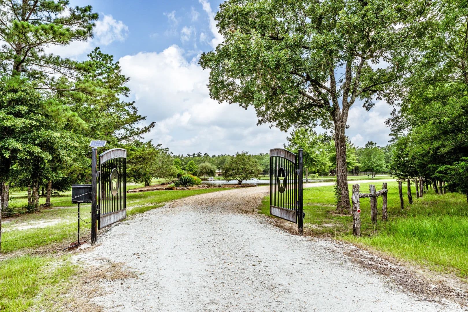 96B John Kay Road, 100 Acres +/- with Custom Home - Texas, 77340
