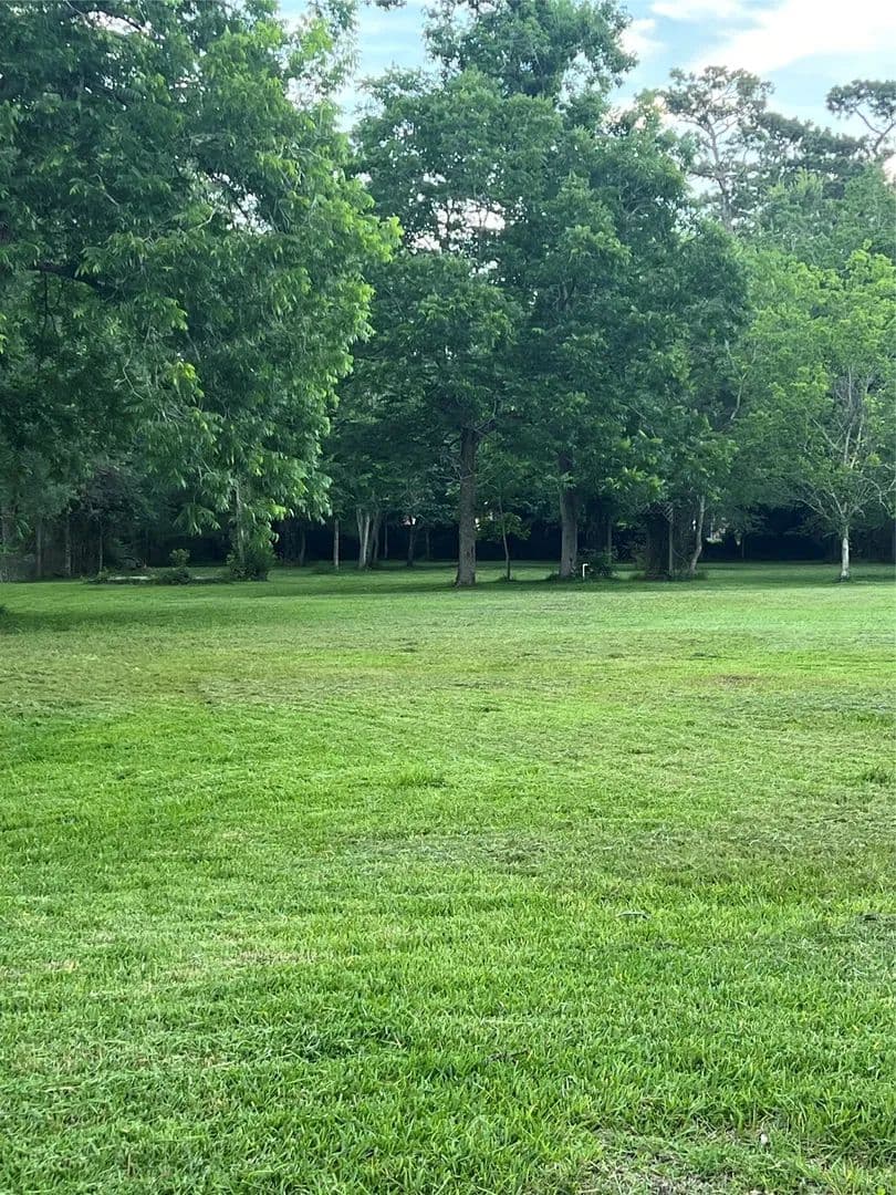 Property from 3517 Yupon Street - KW - Dickinson, Texas, 77539