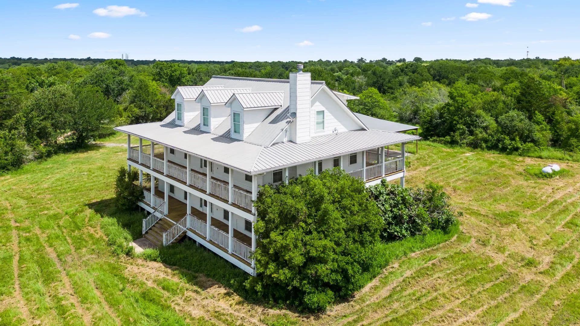 61.21 Acres of Land for Sale in Ellinger, Texas - Ellinger, Texas, 78938