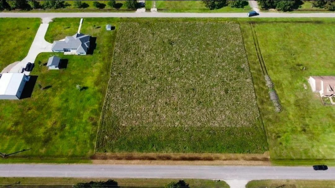2 Acres of Land for Sale in Alvin, Texas - Alvin, Texas, 77511