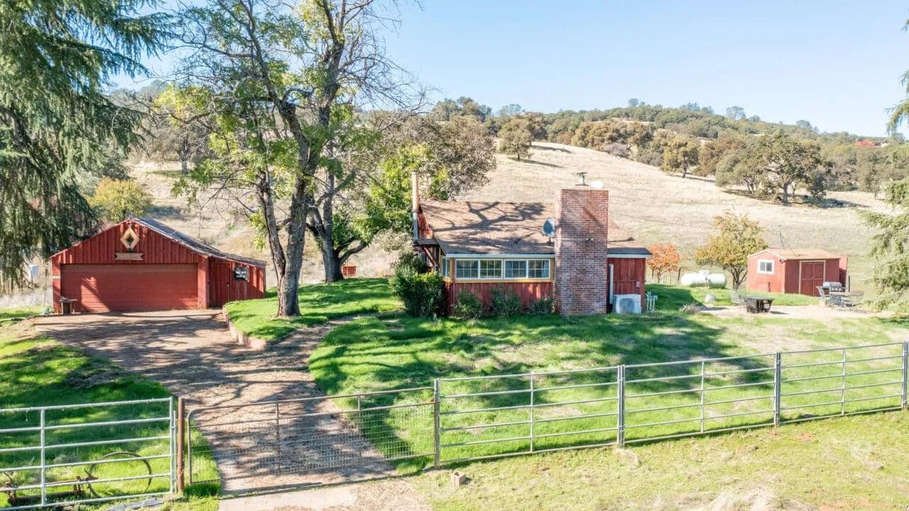 Gold Rush Bison Ranch - land for sale