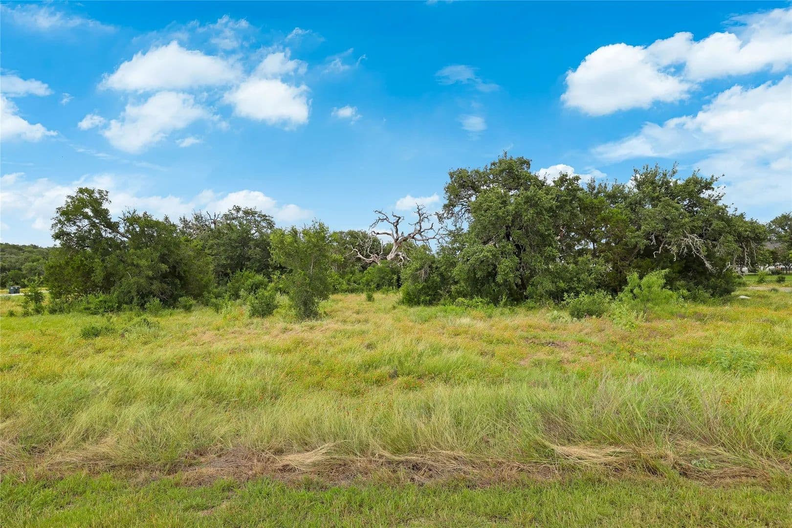 1 Acre of Land for Sale in Spicewood, TX - Spicewood, Texas, 78669