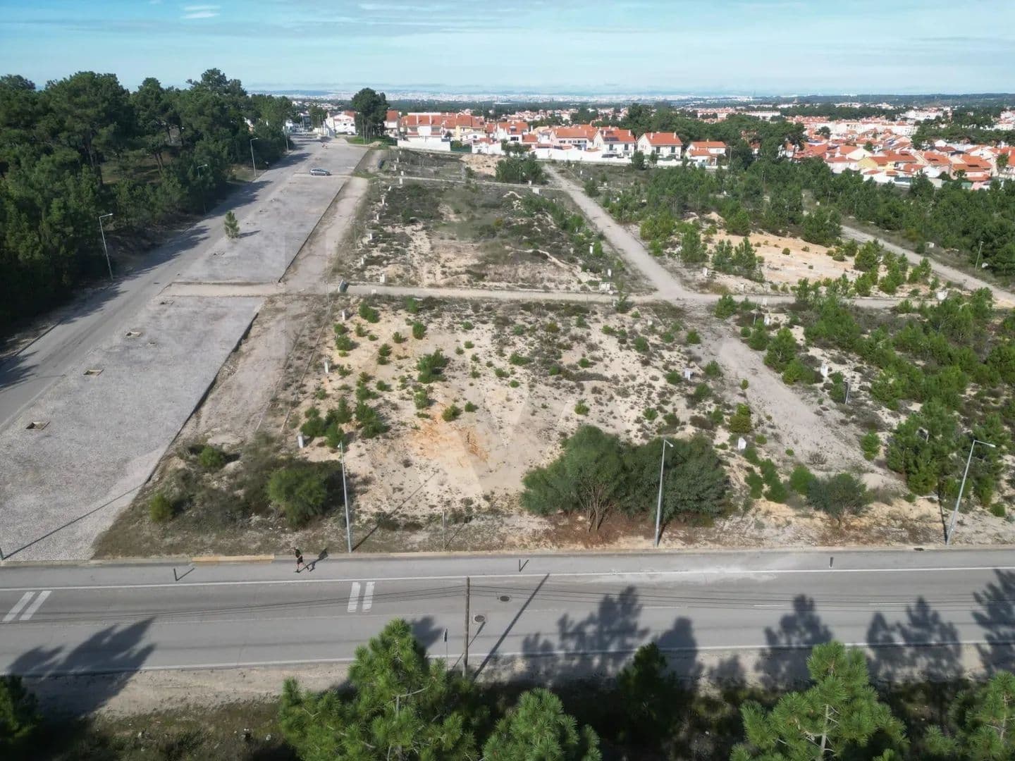 141 Acres of Land for Sale in Quinta do Conde, Sesimbra - land for sale