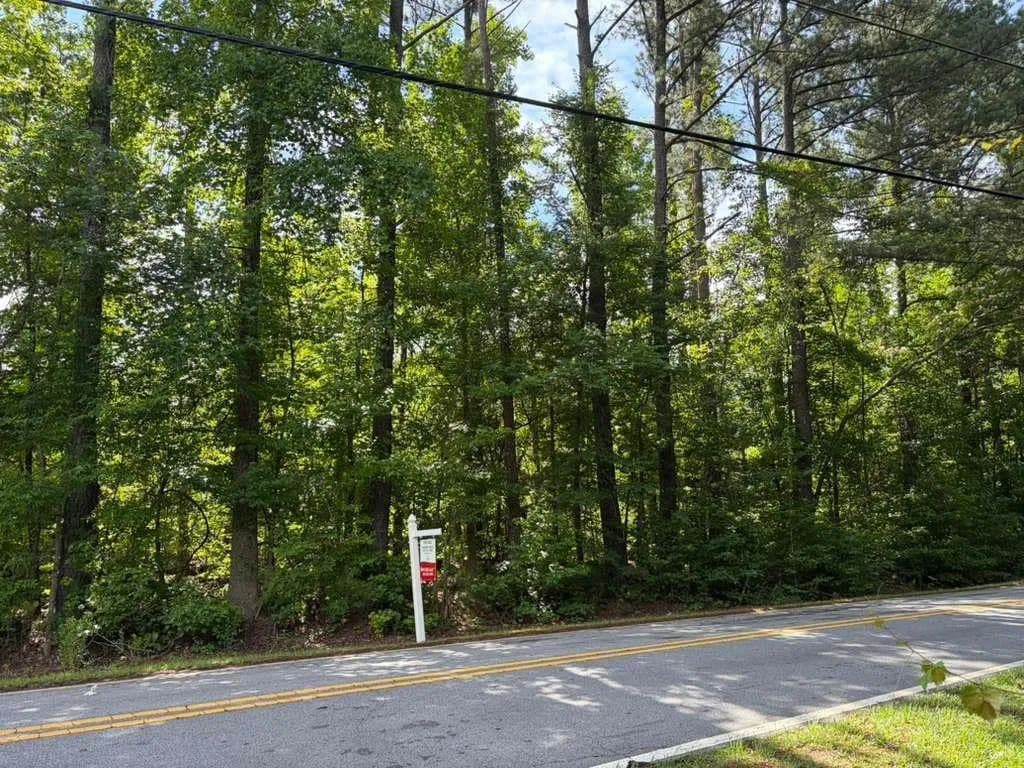 1.88 Acres of Land for Sale in Atlanta, Georgia - Atlanta, Georgia, 30349