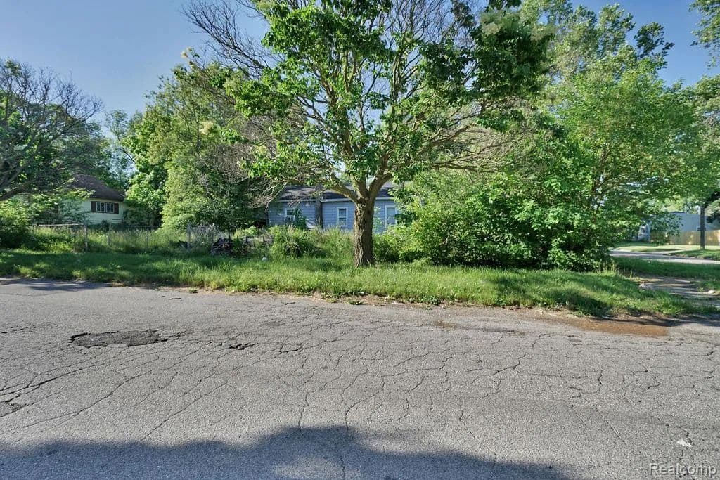 Property from 4201 Brunswick Avenue - KW - Flint, Michigan, 48507