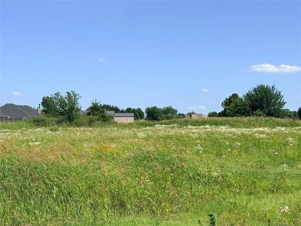 0.86 Acres of Land for Sale in Edmond, Oklahoma - Edmond, Oklahoma, 73025