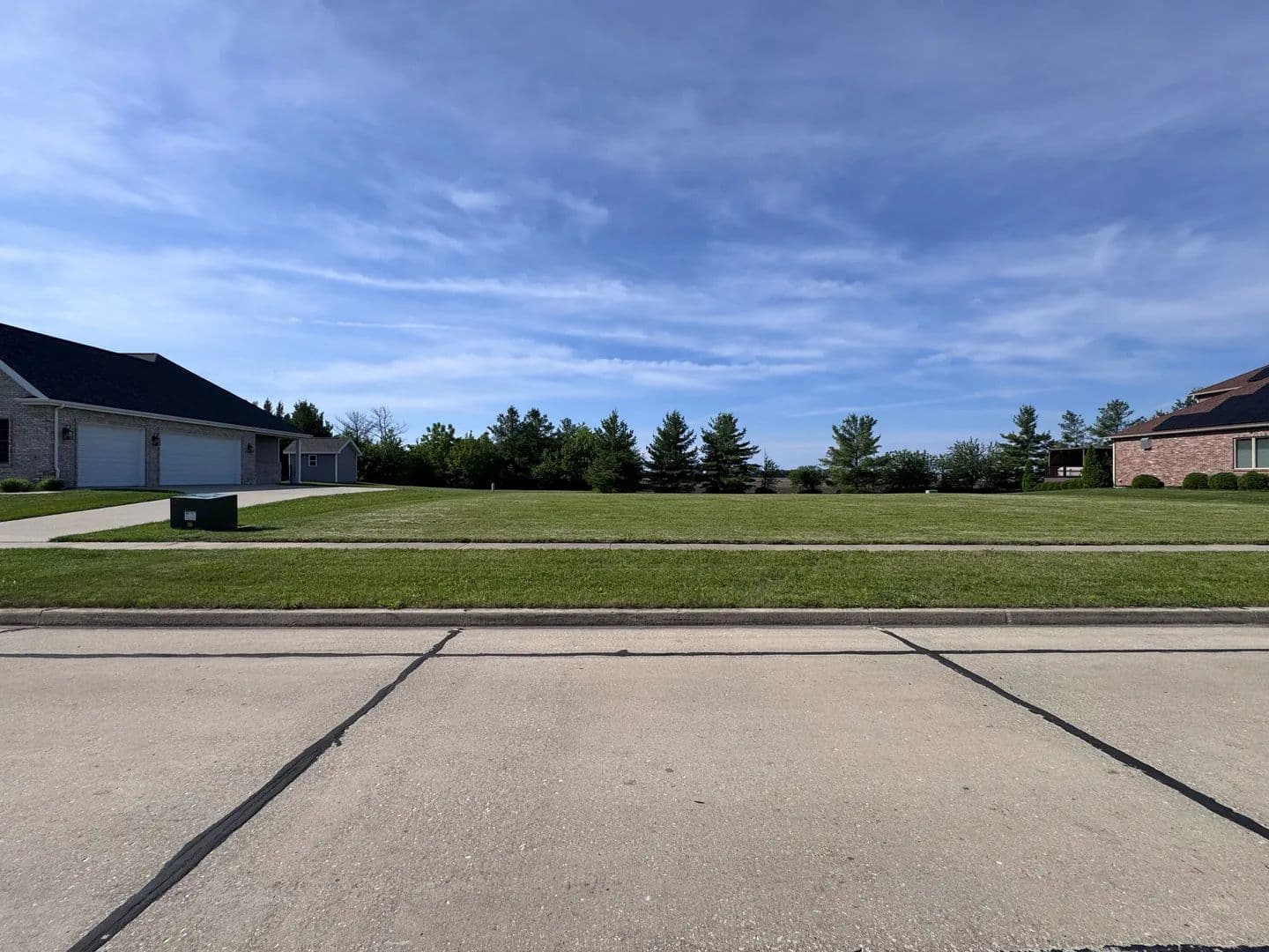 Property from 605 Cayman Way - KW - Savoy, Illinois, 61874