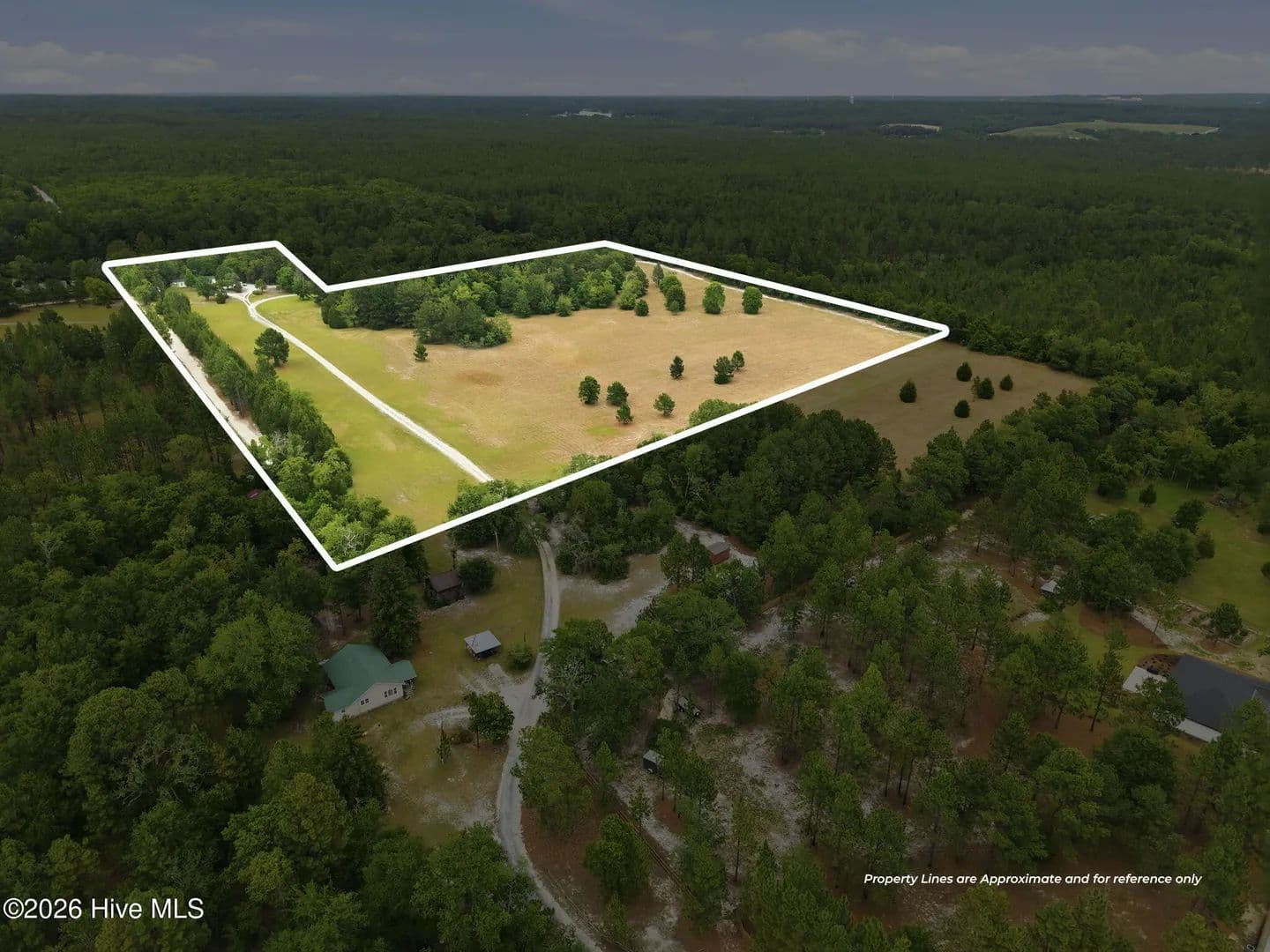 15.81 Acres of Land for Sale in Aberdeen, NC - Aberdeen, North Carolina, 28315