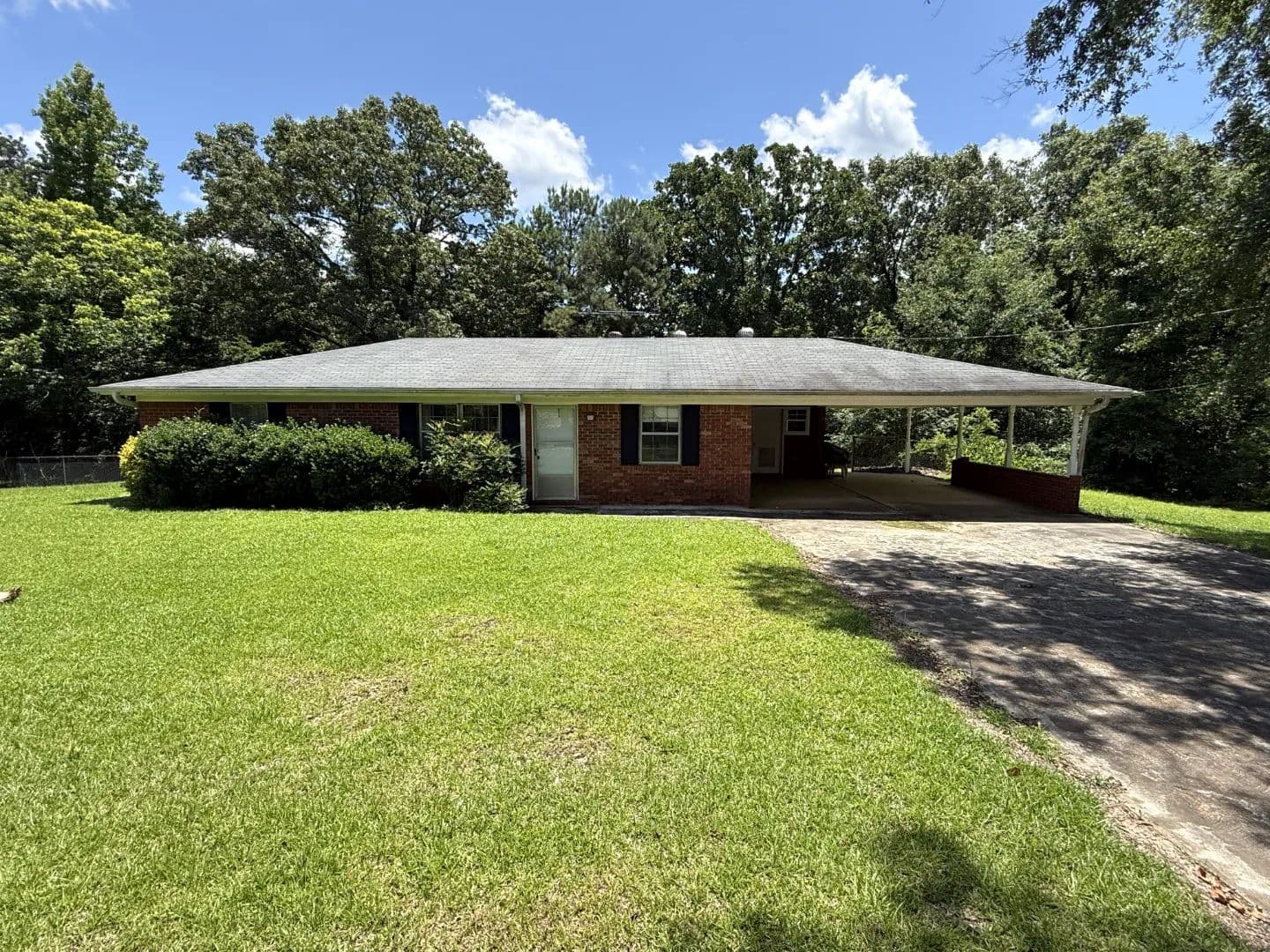 A Home on 6.4 Acres in Winston County, MS - Louisville, Mississippi, 39339