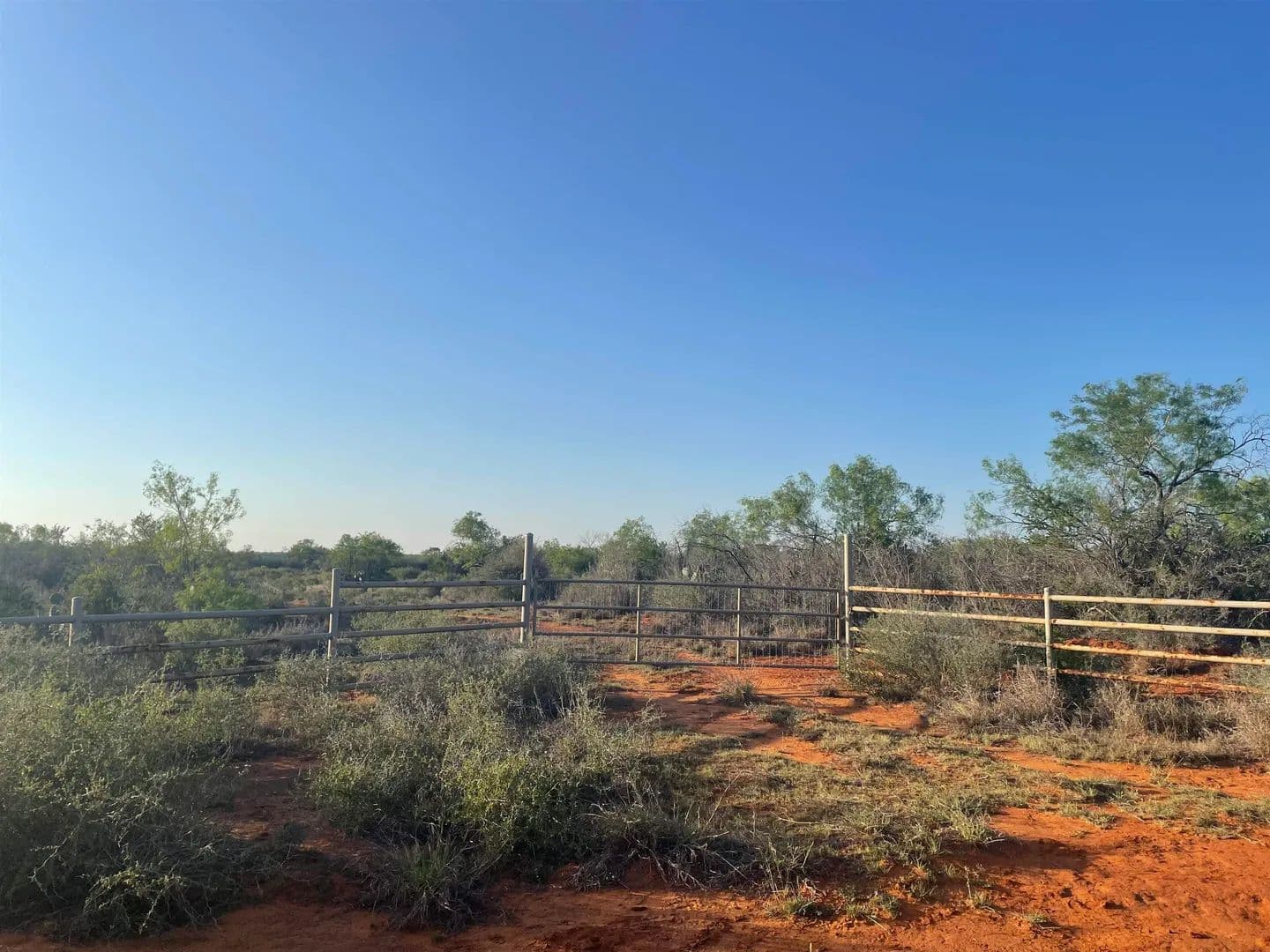 8.17 Acres of Land for Sale in Laredo, Texas - Laredo, Texas, 78045