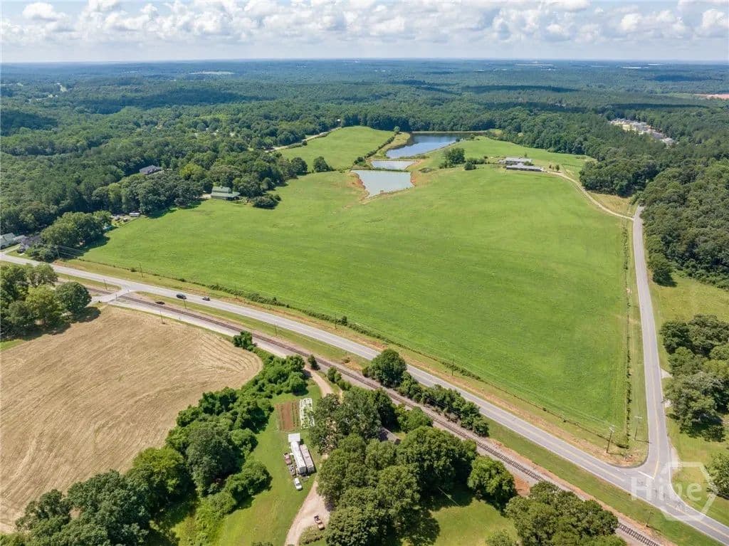 98 Acres of Land for Sale in Maysville, GA - land for sale
