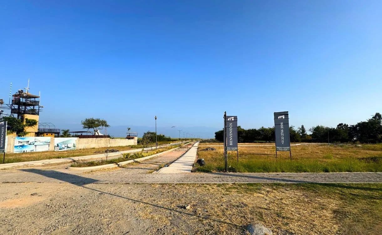 Terrenos en venta al pie del Lago de Chapala - land for sale