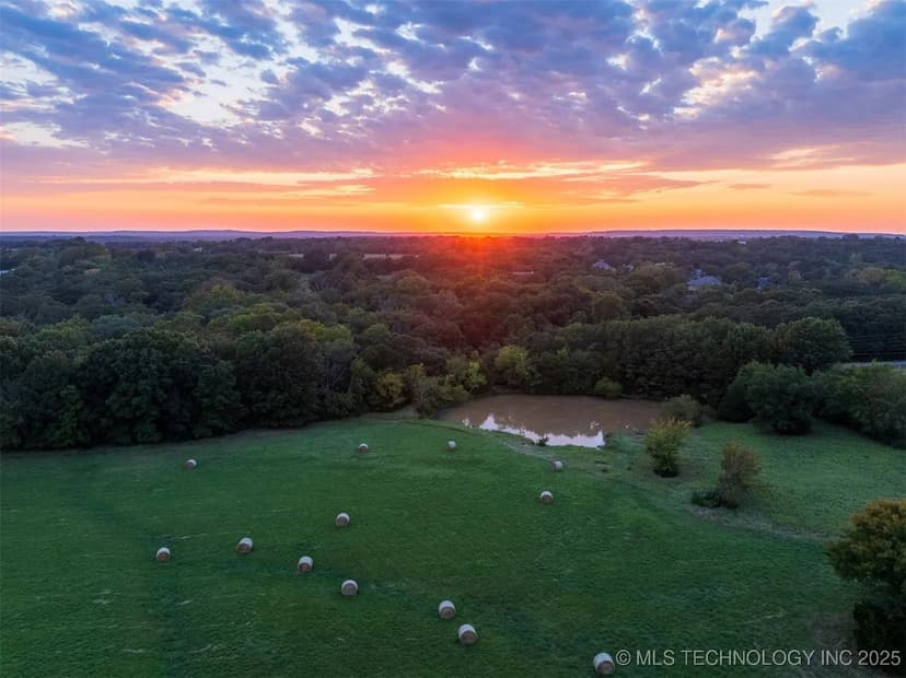 Property from 139 E 36th Street - KW