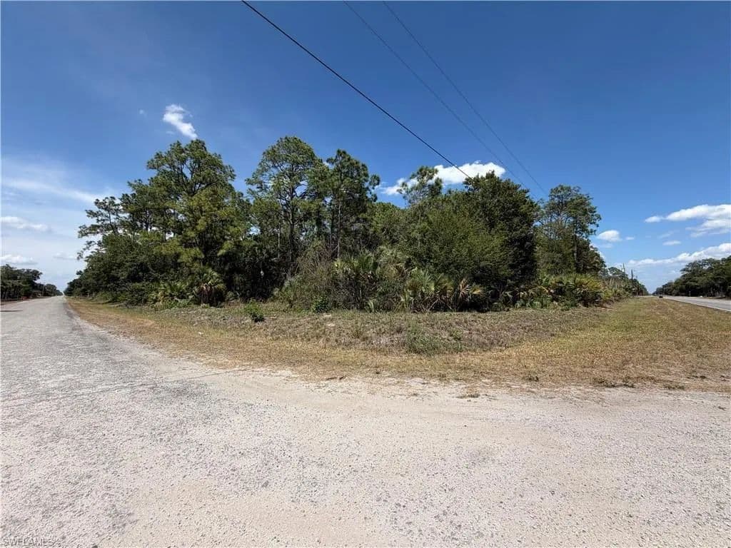 Property from 203 Hunting Club AVE - KW - Clewiston, Florida, 33440