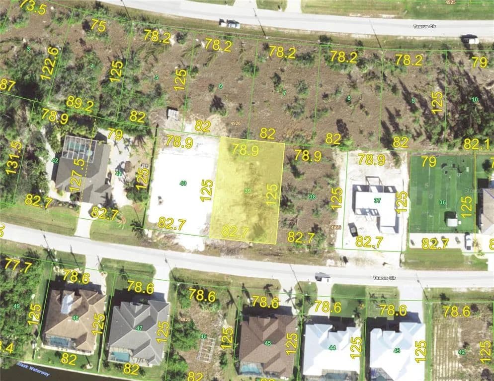 Vacant Land in Port Charlotte - land for sale