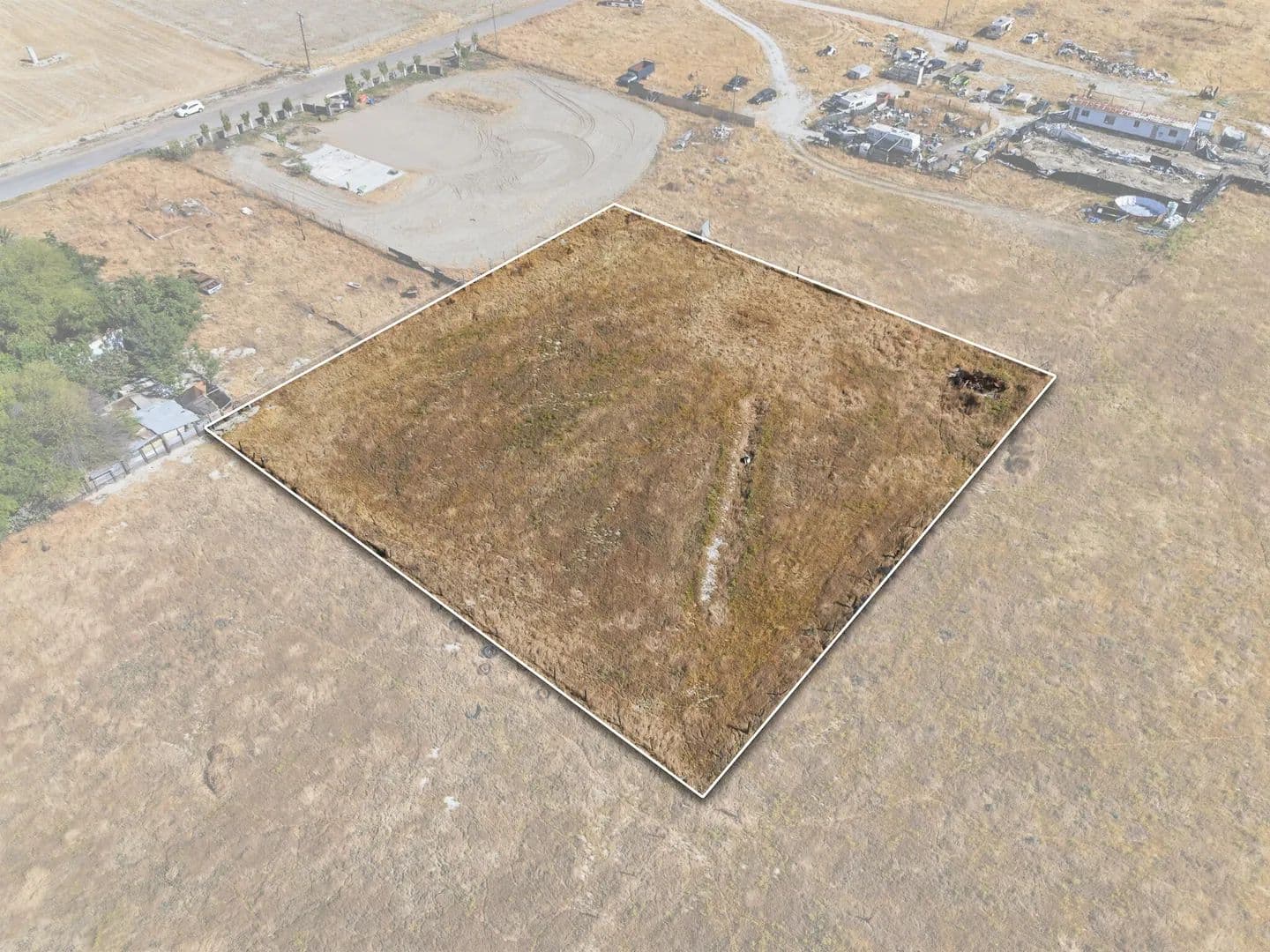Property from Road 84 - KW - Earlimart, California, 93219