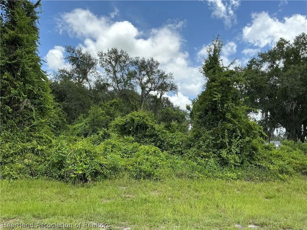 Property from 5801 Sun Valley Drive - KW - Sebring, Florida, 33876