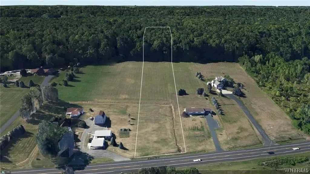 Property from 1764 Ridge Road - KW - Lewiston, New York, 14092