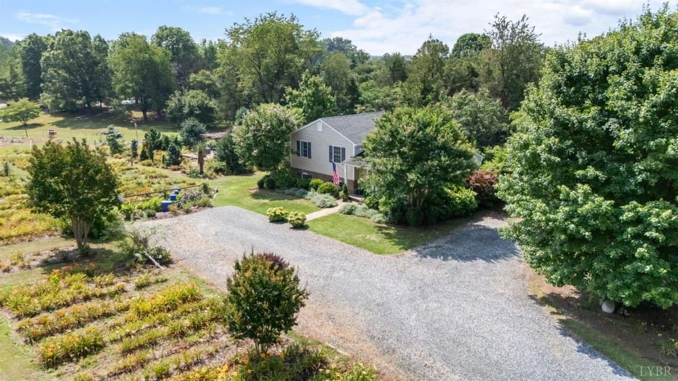 Reedy Farm - Monroe, Virginia, 24574