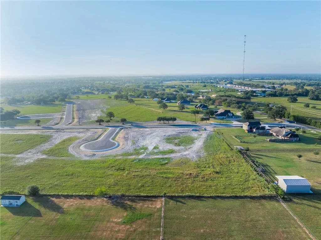1 Acre of Land for Sale in Bryan, Texas - Bryan, Texas, 77808