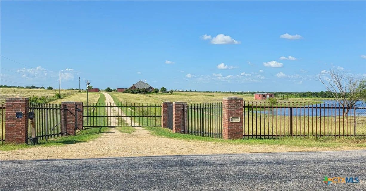 72.69 Acres of Land for Sale in Salado, TX - Salado, Texas, 76571