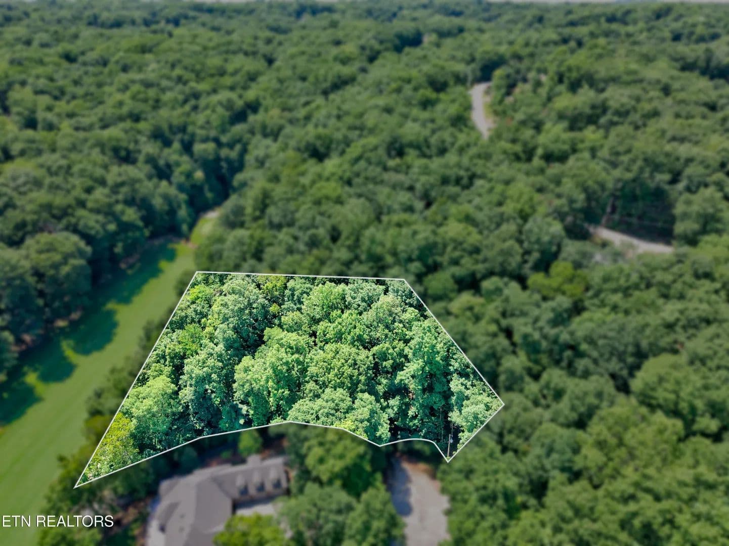 1.04 Acres of Land for Sale in Crossville, TN - Crossville, Tennessee, 38558
