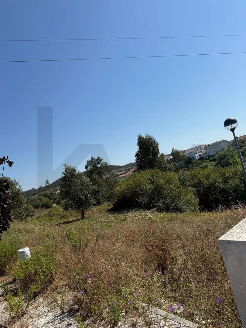 480 Acres of Land for Sale in Granja do Ulmeiro, Soure - land for sale