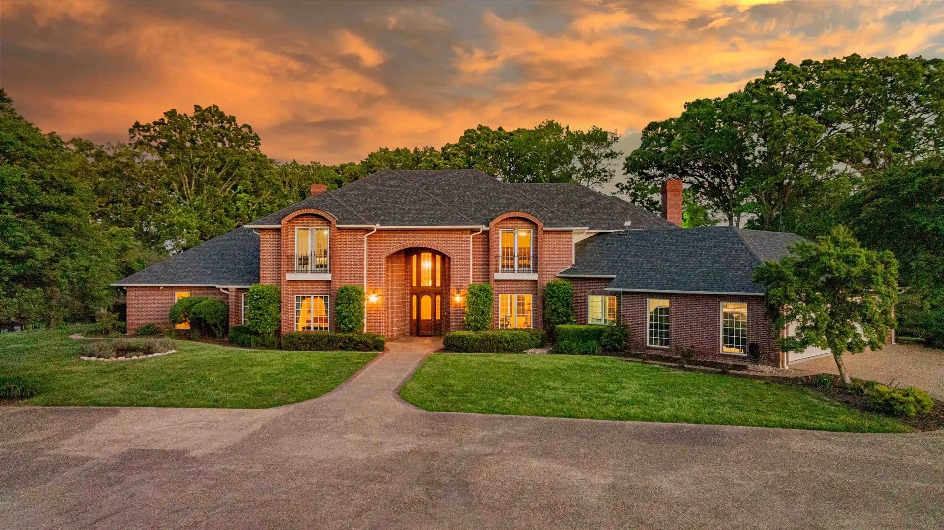 Property from 636 CR 3330 - KW - Omaha, Texas, 75571