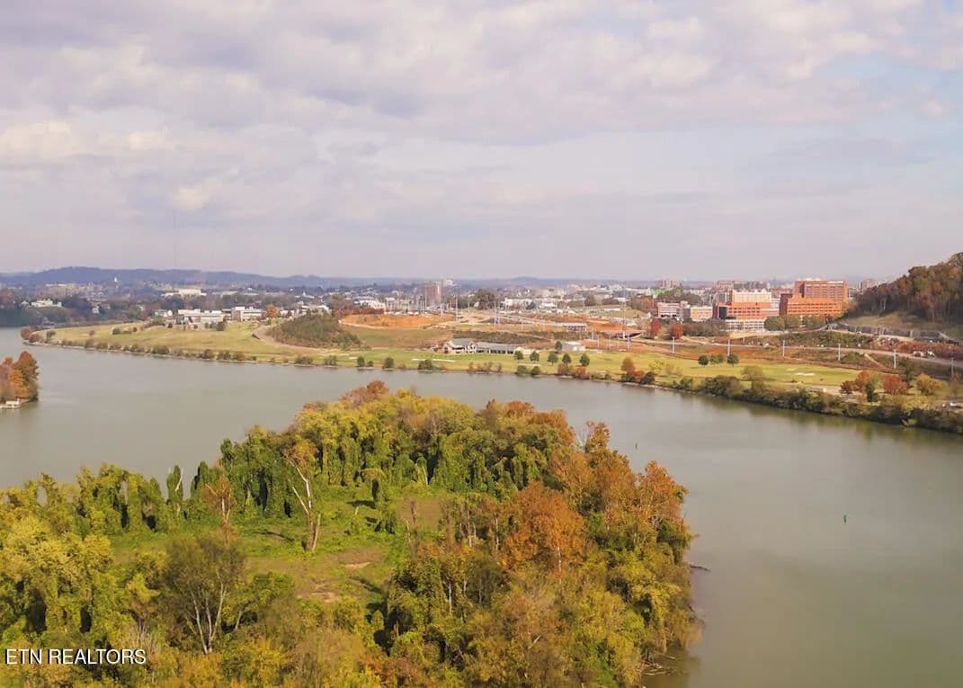 Property from 2365 & 0 Quiet Side Lane - KW - Knoxville, Tennessee, 37920