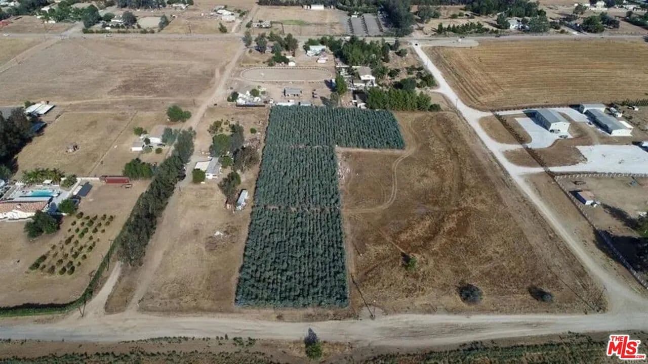 Property from 32430 Haleblian Rd - KW - Menifee, California, 92584