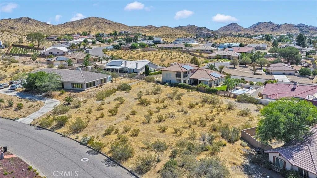 Property from 16425 Viho - KW - Apple Valley, California, 92307