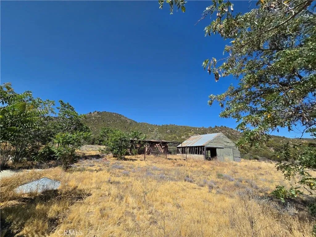 Property from 37210 Bohlen - KW - Anza, California, 92539
