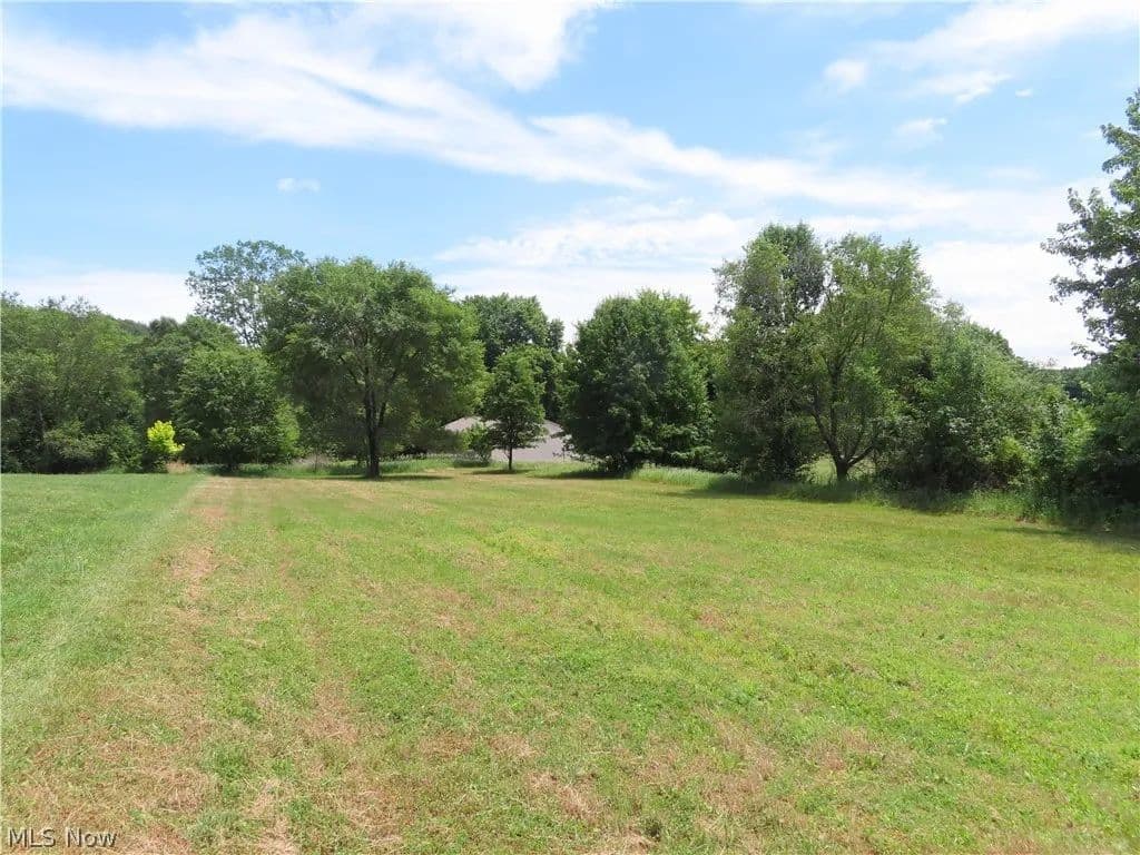 1.25 Acres of Land for Sale in Green, Ohio - Green, Ohio, 44216