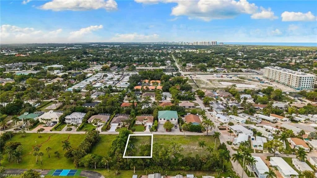 Property from 3090 Pine Tree DR - KW - Bonita Springs, Florida, 34134
