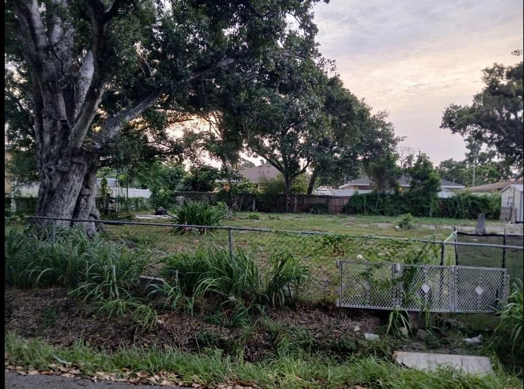Vacant Land in Sarasota - Sarasota, Florida, 34234