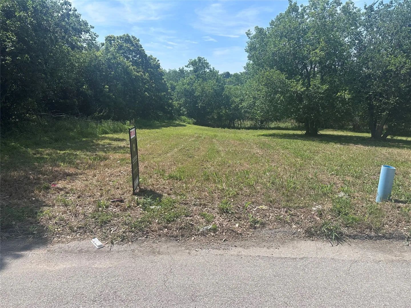 0.11 Acres of Land for Sale in Taylor, Texas - Taylor, Texas, 76574
