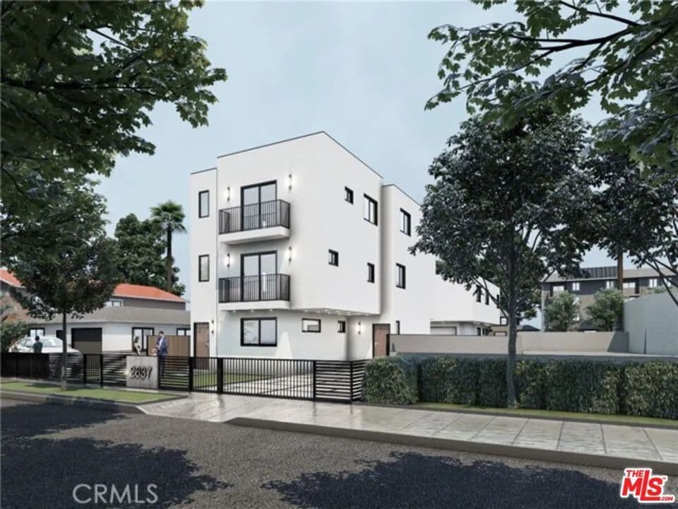 0.12 Acres of Land for Sale in Los Angeles, CA - land for sale