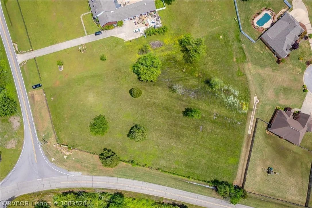 1.05 Acres of Land for Sale in Fort Smith, Arkansas - Fort Smith, Arkansas, 72936
