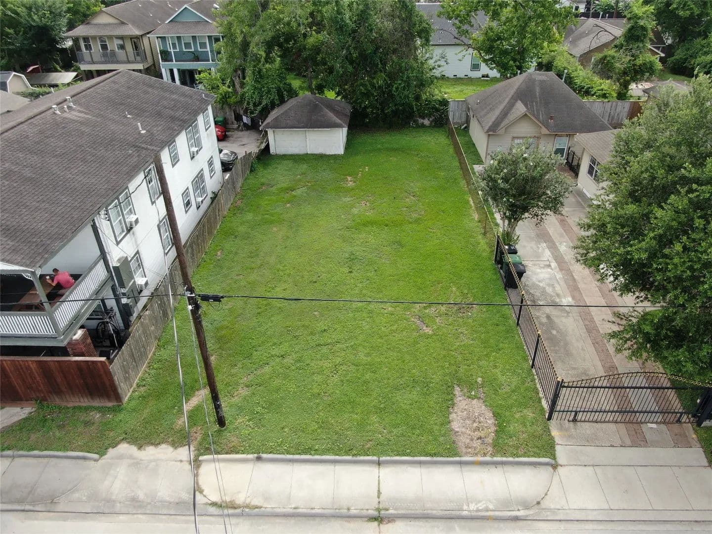 Property from 1611 Airline Drive - KW - Houston, Texas, 77009