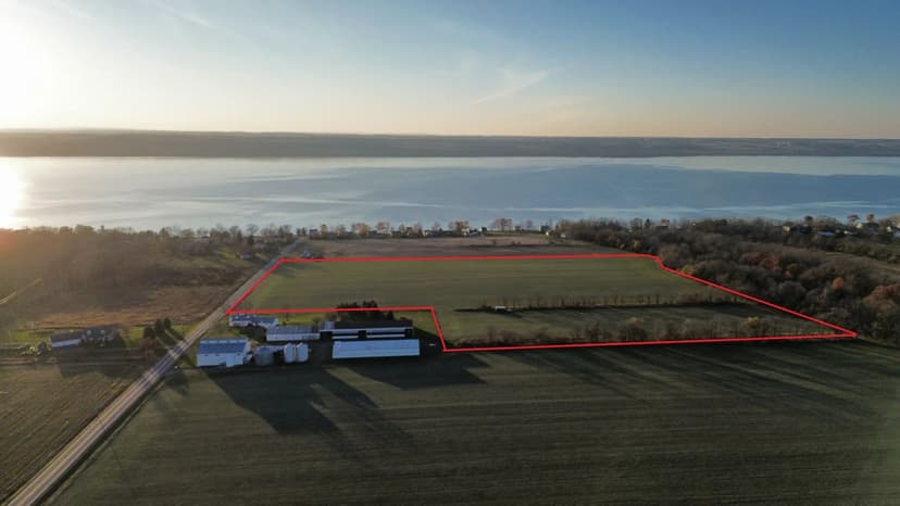 25 acre Farm Field with Seneca Lake Views near Wine Trail in Romulus NY Kennedy Road