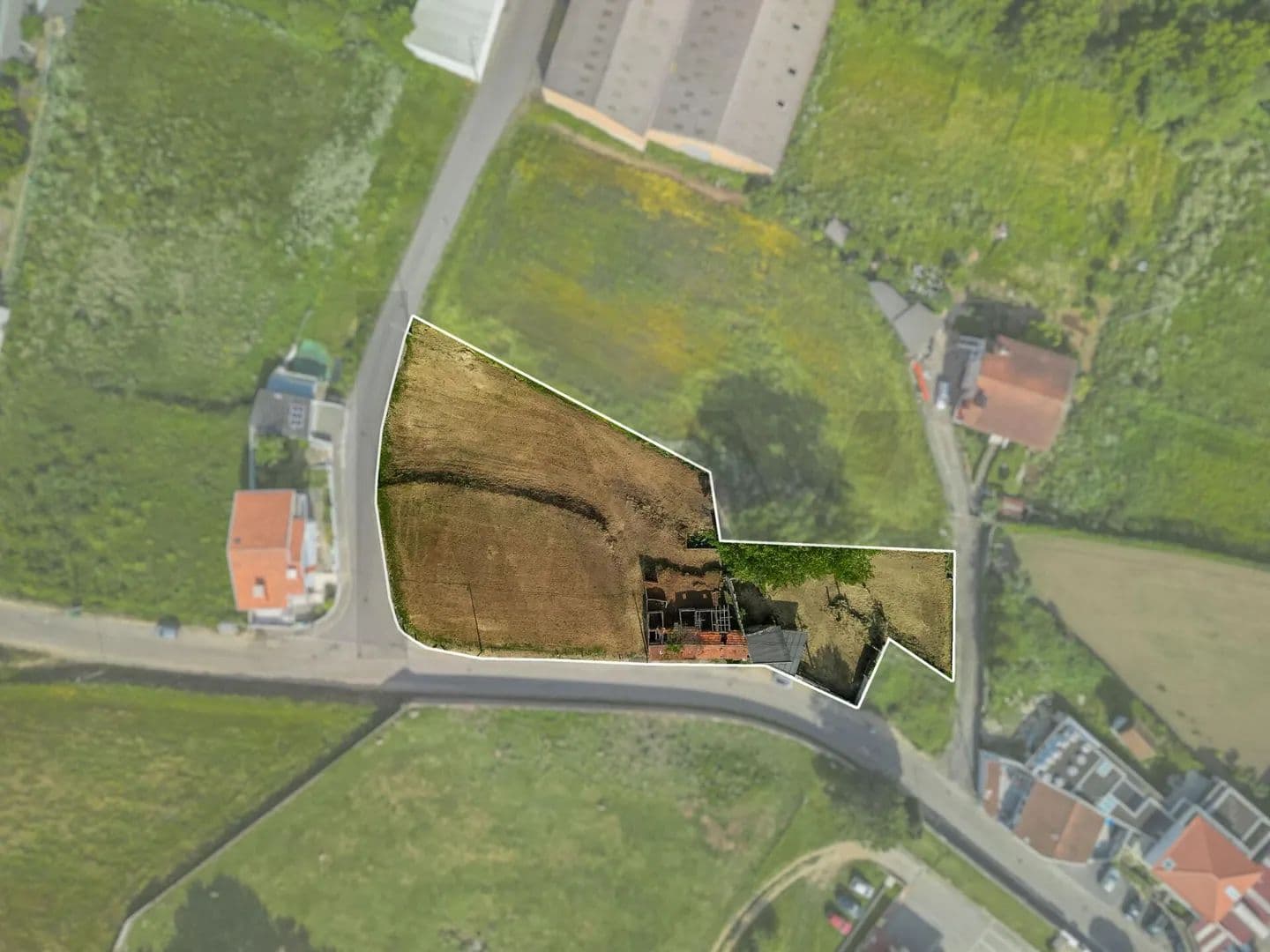 2742 Acres of Land for Sale in Serzedo e Perosinho, Vila Nova de Gaia - land for sale