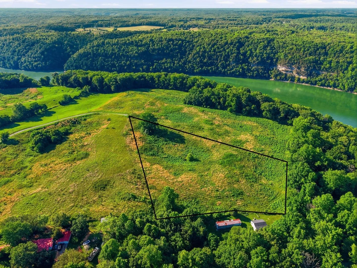 5.3 Acres of Land for Sale in Smithville, Tennessee - Smithville, Tennessee, 37166