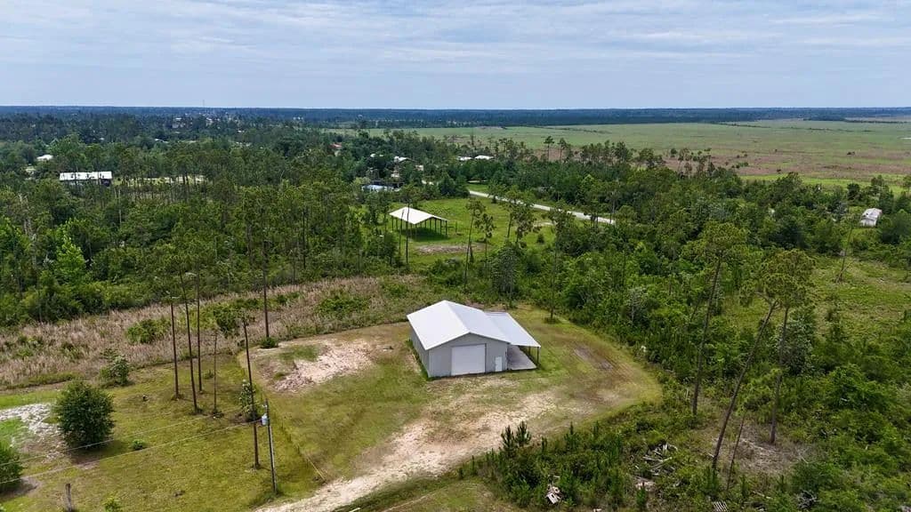 0.6 Acres of Land for Sale in Florida - Florida, 32456