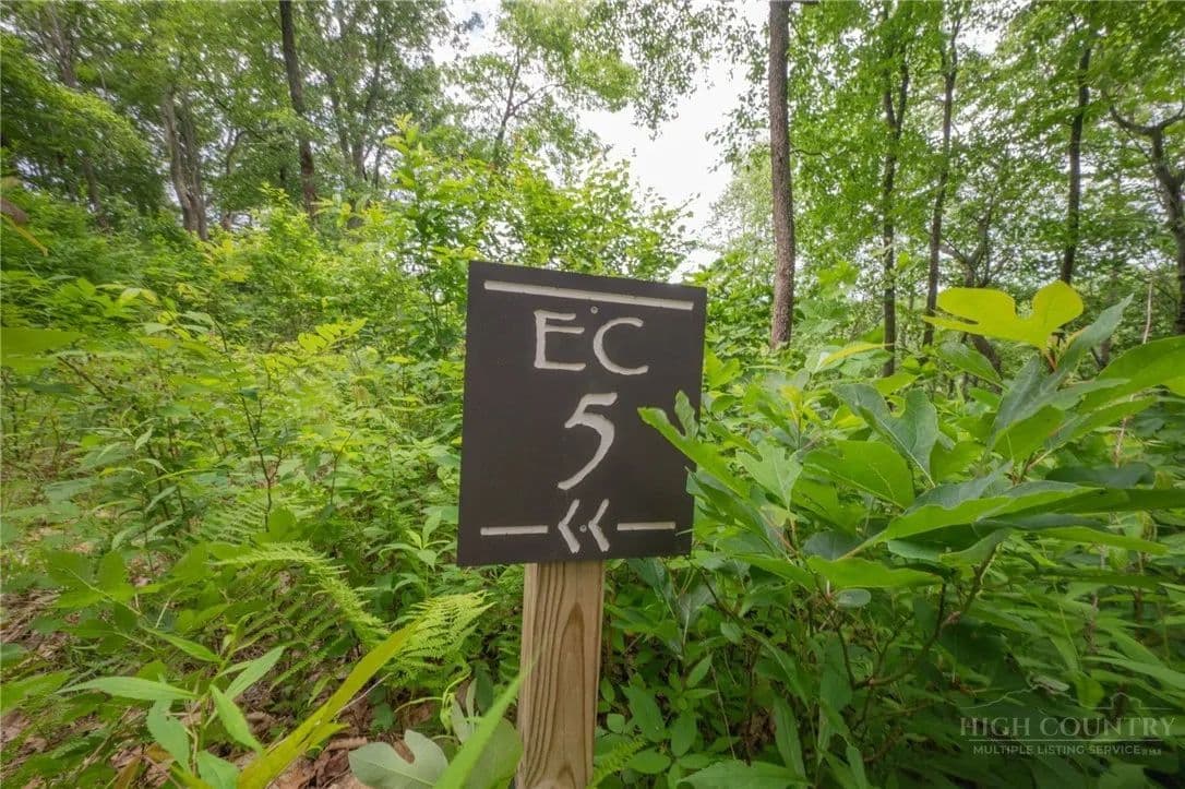 1.44 Acres of Land for Sale in Elk Park, NC - Elk Park, North Carolina, 28622